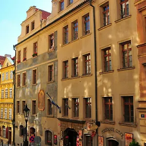  Appartamento Thunovska