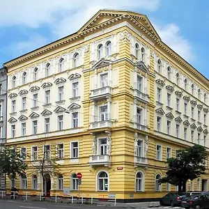 Hotell Assenzio, Prag