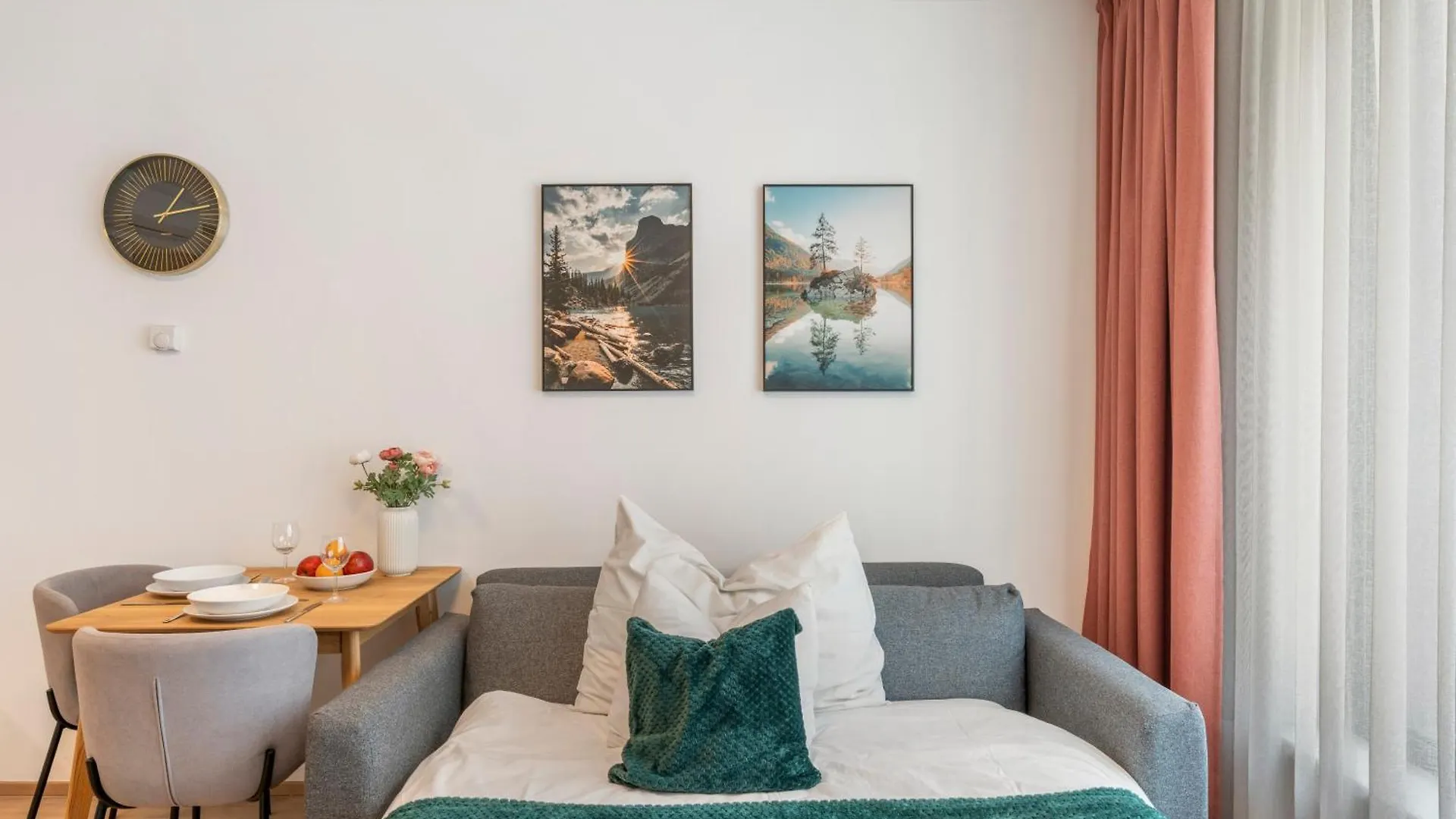 Real Living By Refa Karlin 408 Lägenhet Prag